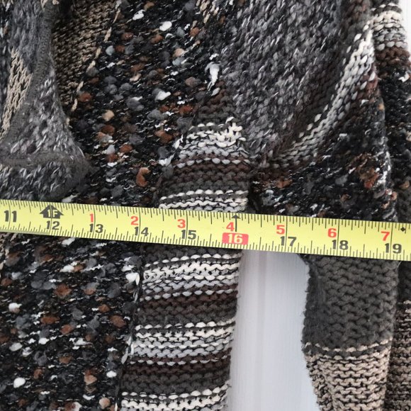 Laura Cardigan - Picture 7 of 7